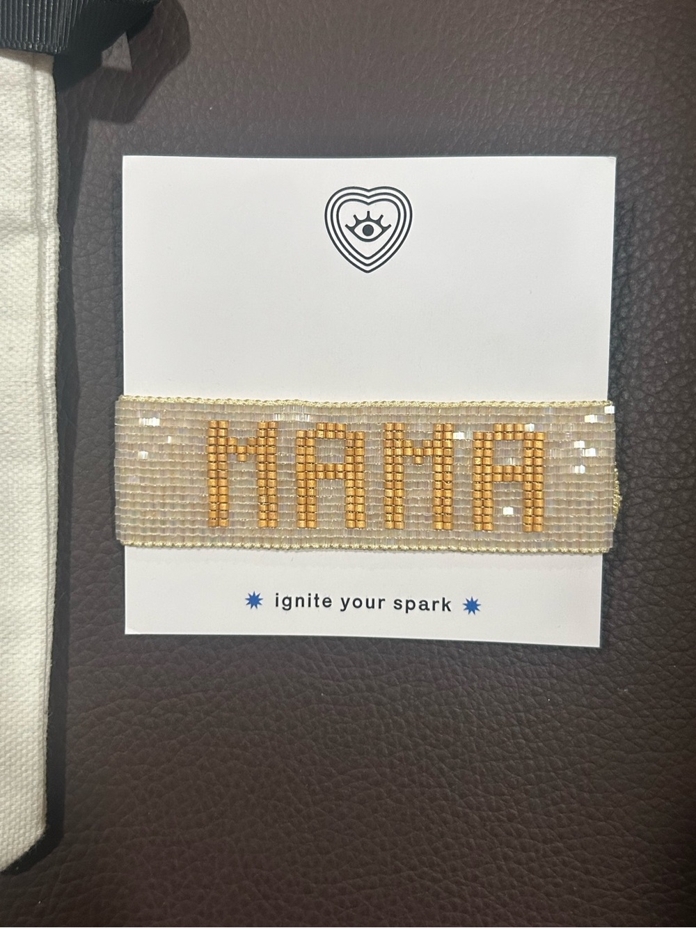 HART Beaded 'MAMA' Bracelet in White and Gold. NWT. Comes with dust bag/gift bag